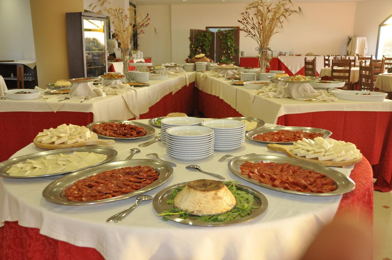 Green Garden Club برياتيكو المظهر الخارجي الصورة