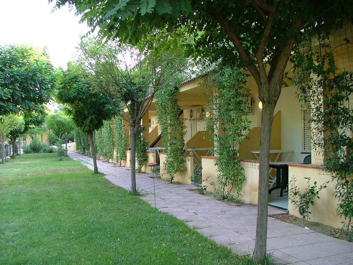 Green Garden Club برياتيكو المظهر الخارجي الصورة